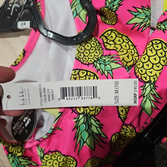 Bathing suit - Picture 3 of 3